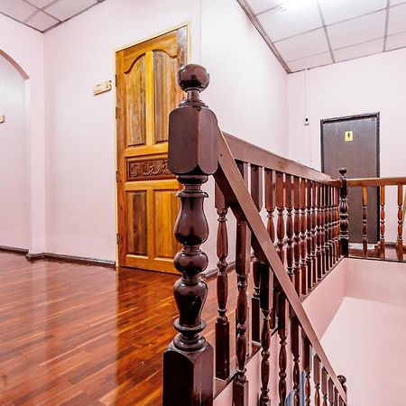 A Pousada Baan Mee Suk Ayutthaya Exterior foto